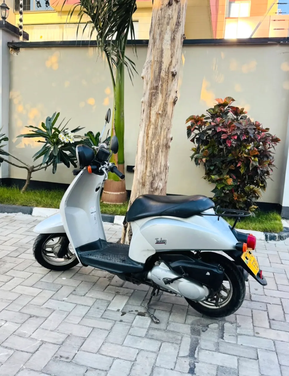 HONDA TO DAY CC 50 — Upande